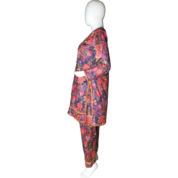 Sapphire 2pc Stitched Lawn Suit – Printed Design
