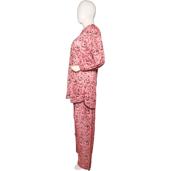 Sapphire 2pc Stitched Lawn Suit – Printed Design