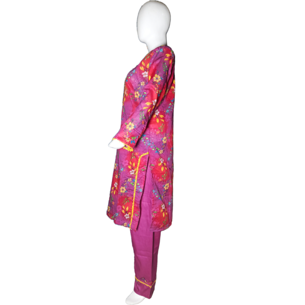 Sapphire 2pc Stitched Doriya Lawn Suit – Printed Design